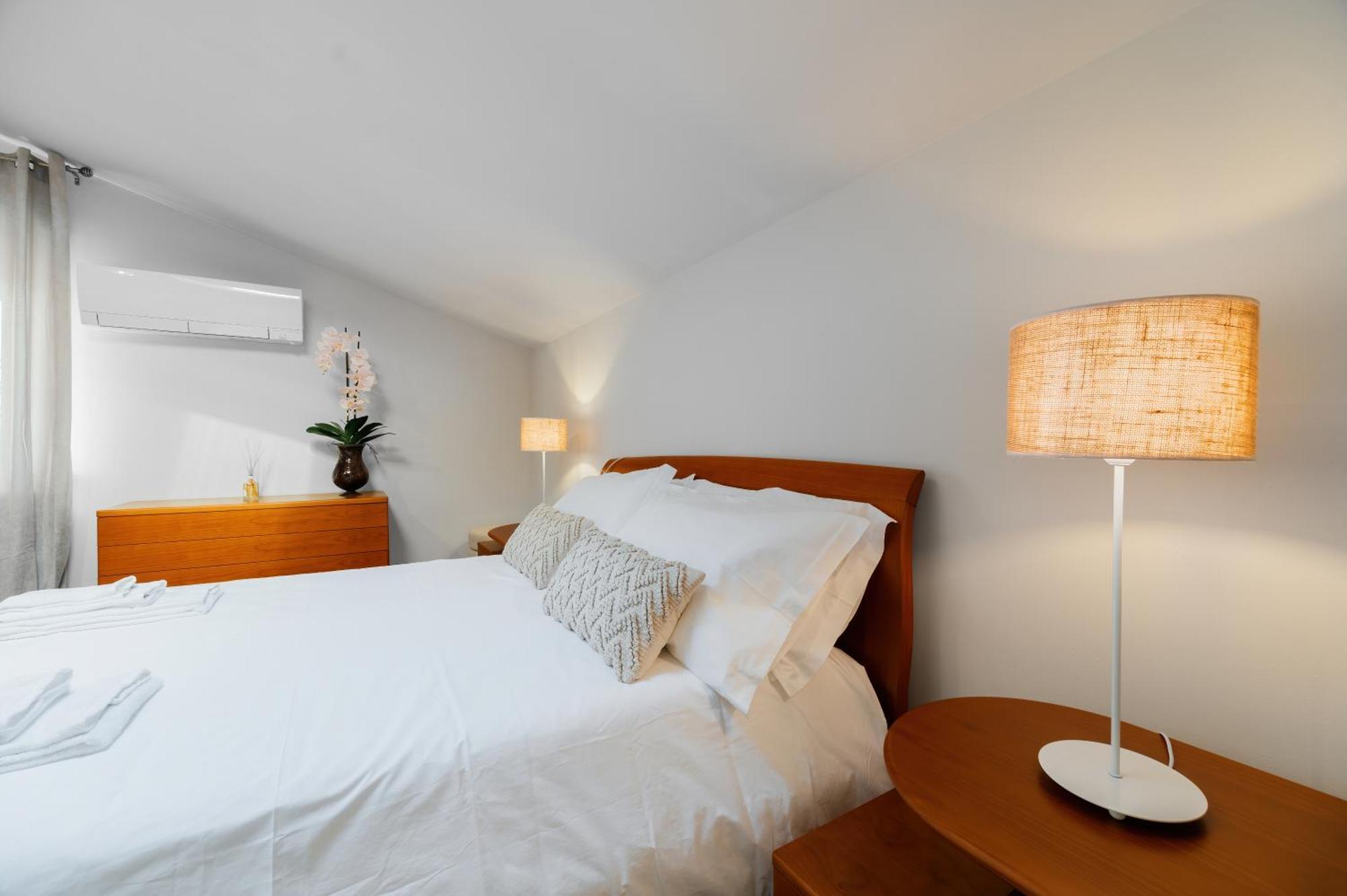 Casa Di Iaio - 90 M2 Apt With Free Wi-Fi, Netflix, Home Cinema & Parking โกริเซีย ภายนอก รูปภาพ