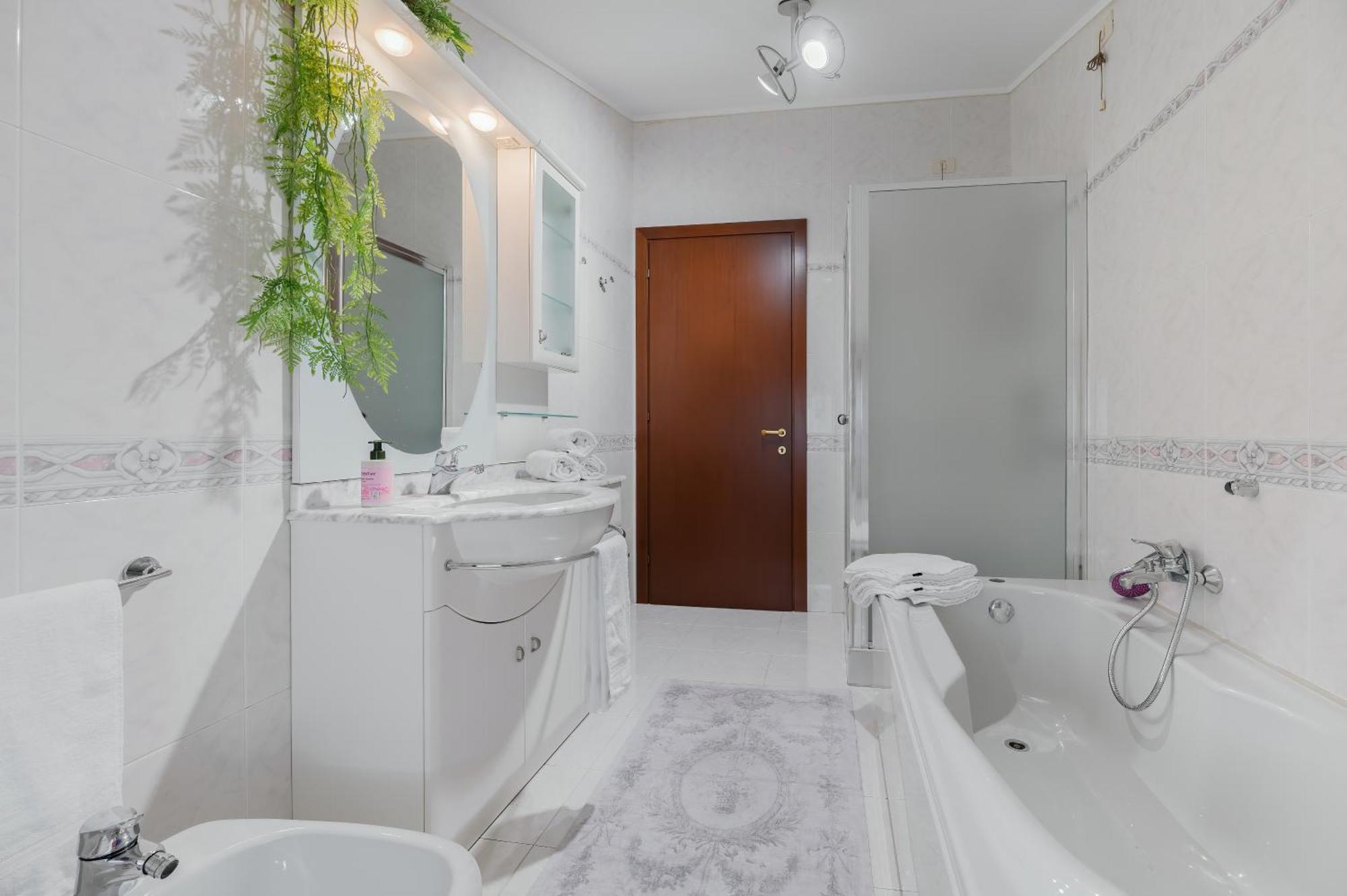 Casa Di Iaio - 90 M2 Apt With Free Wi-Fi, Netflix, Home Cinema & Parking โกริเซีย ภายนอก รูปภาพ